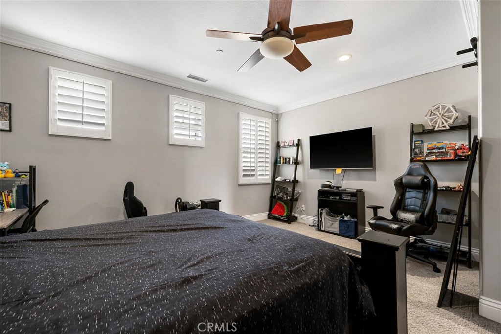 2939 Venezia Terrace