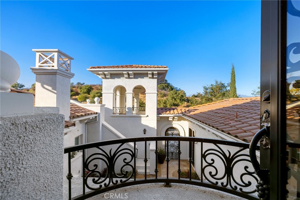 2939 Venezia Terrace