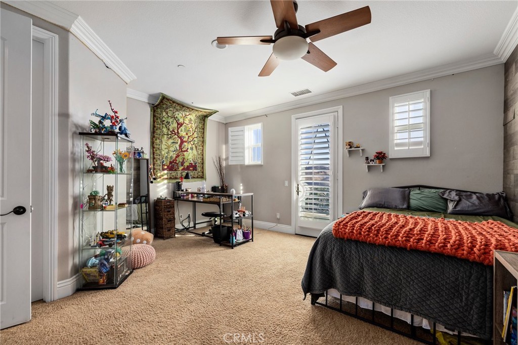 2939 Venezia Terrace