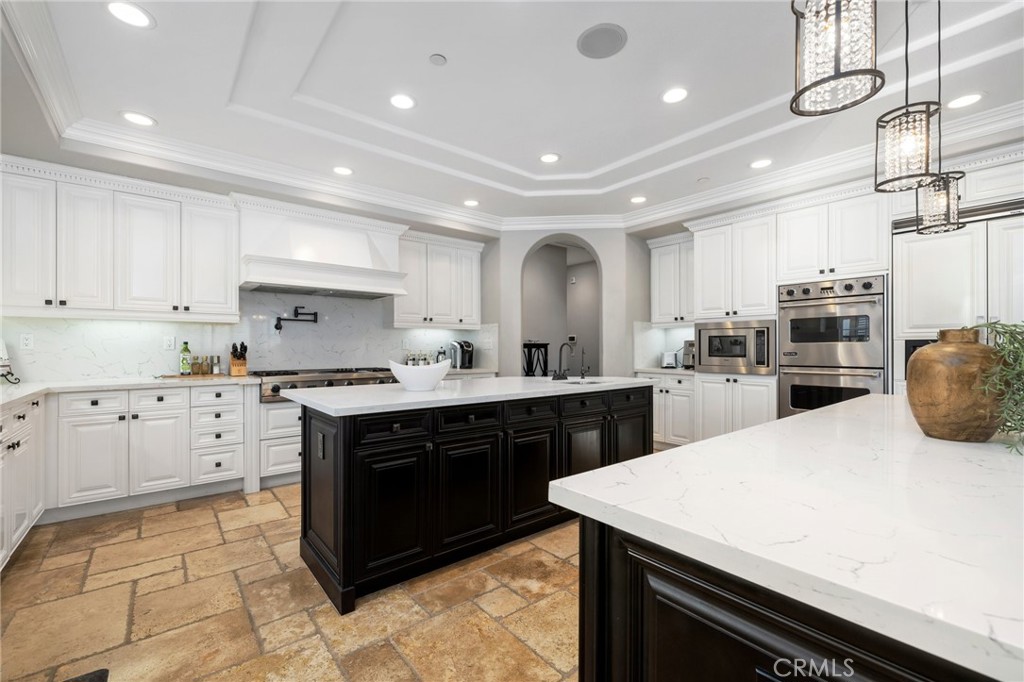 2939 Venezia Terrace