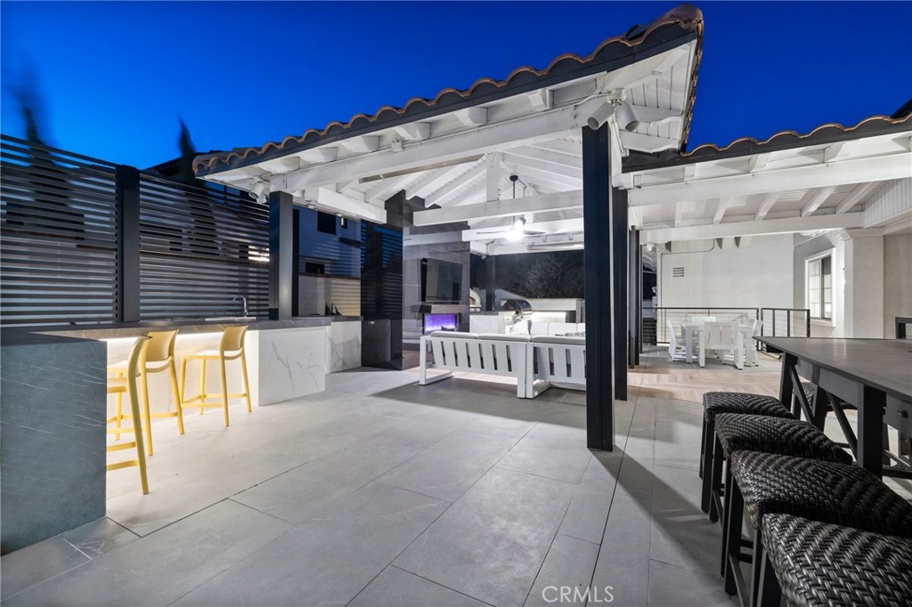 2939 Venezia Terrace