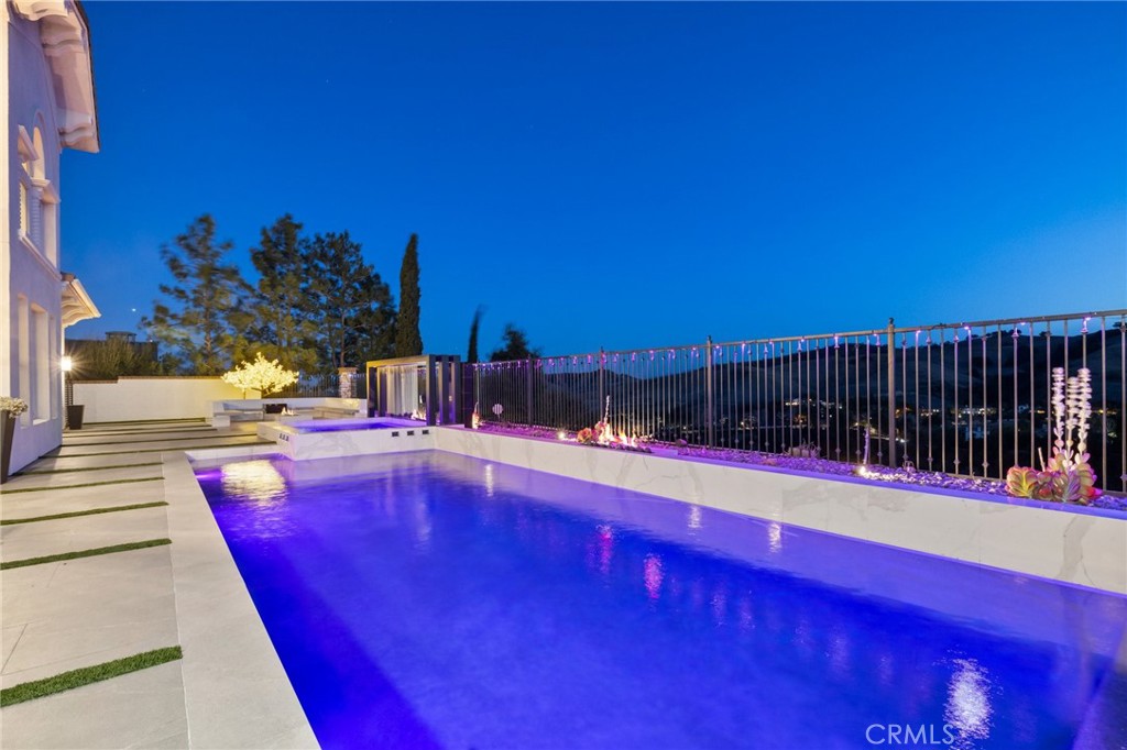 2939 Venezia Terrace