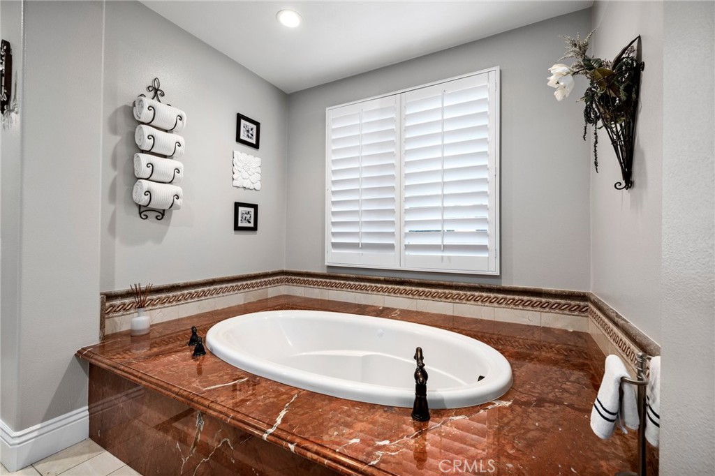 2939 Venezia Terrace