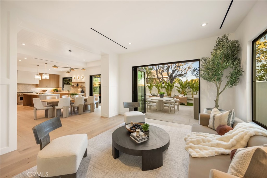 1724 Port Ashley Place