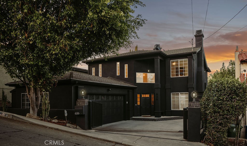 626 Crane Boulevard