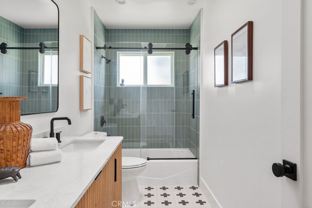 3254 Washington Avenue