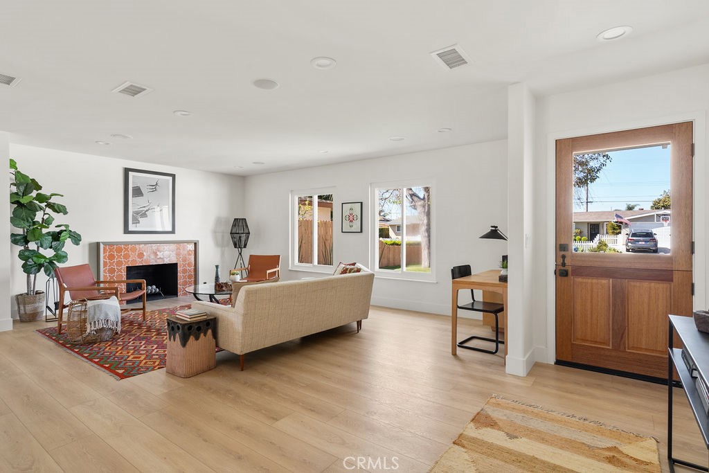 3254 Washington Avenue