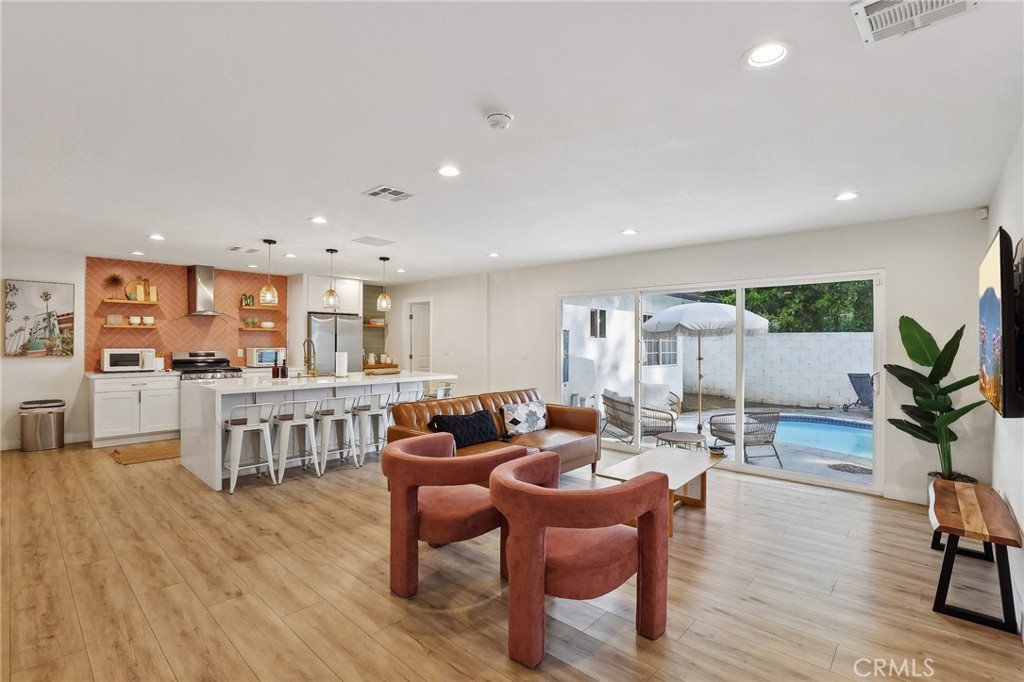 2214 Edna Drive