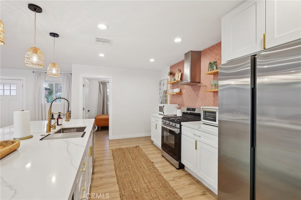 2214 Edna Drive