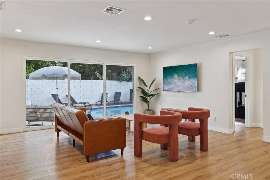 2214 Edna Drive
