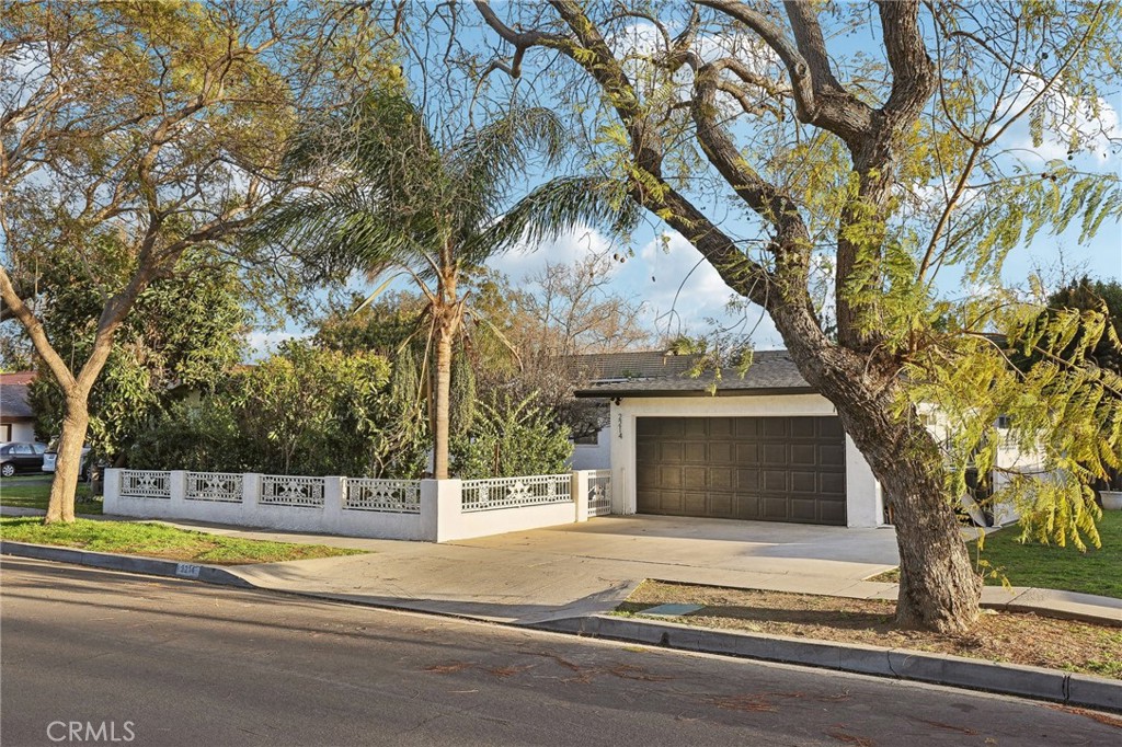 2214 Edna Drive