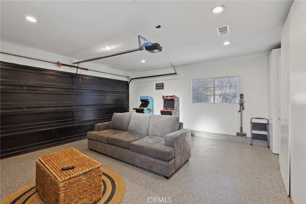 2214 Edna Drive