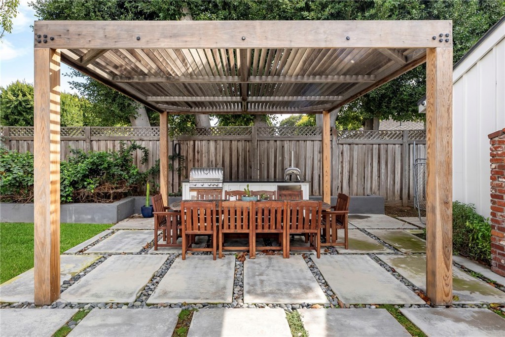 4420 California Avenue