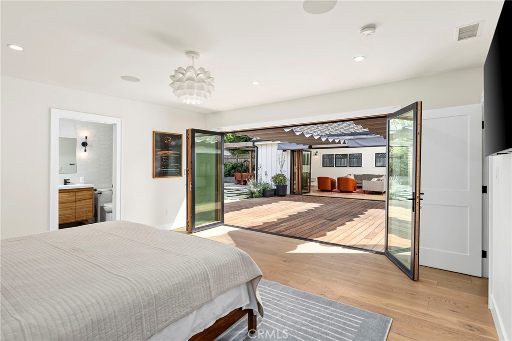 4420 California Avenue