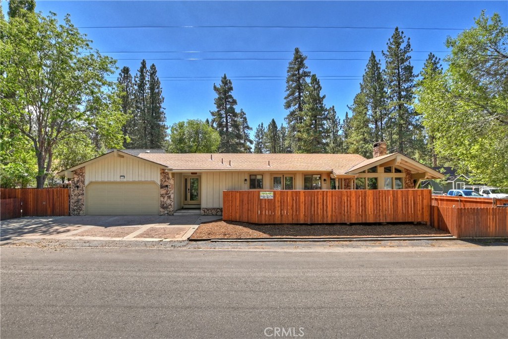 41389 Park Avenue