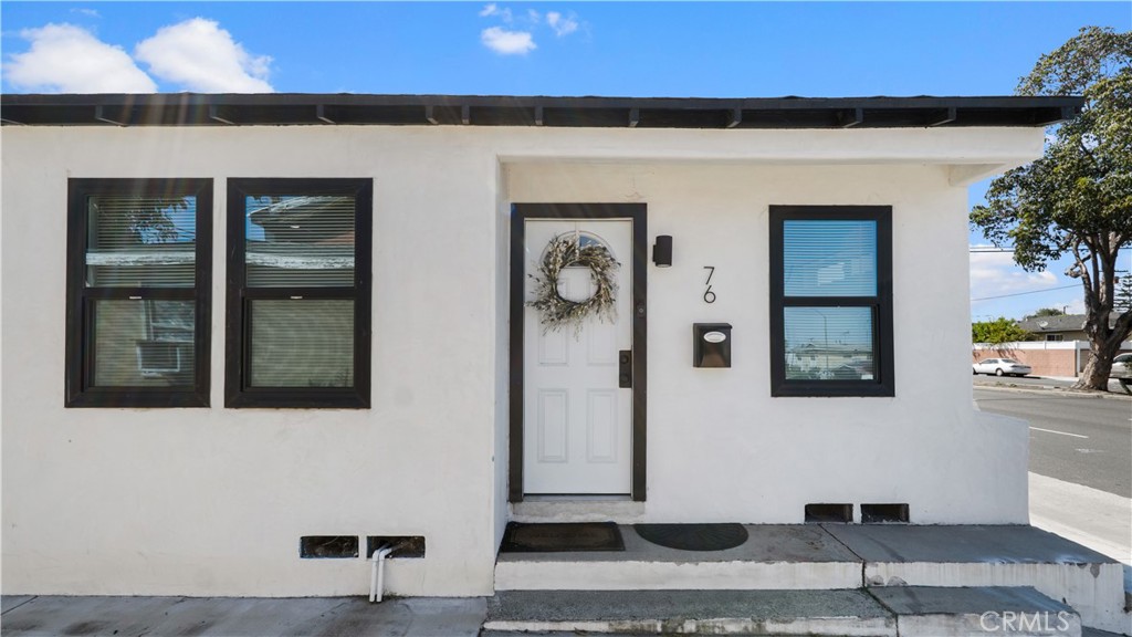 76 W Del Amo Boulevard