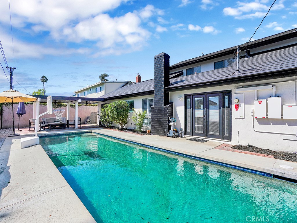 444 Pinehurst Avenue