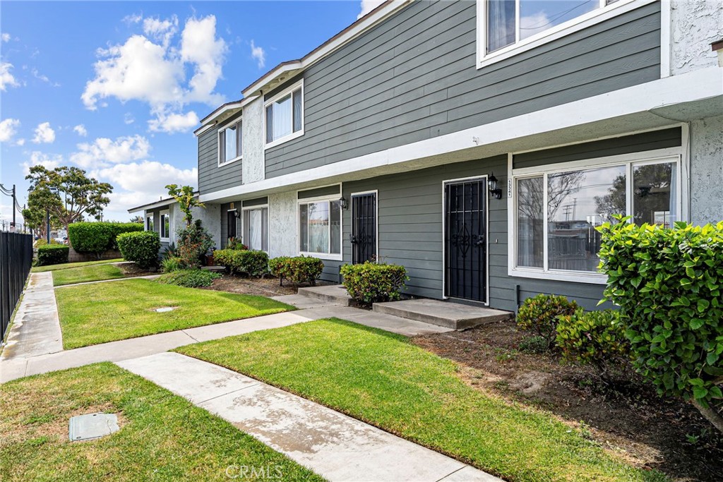 13341 Newland Street