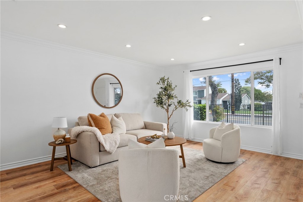 13341 Newland Street