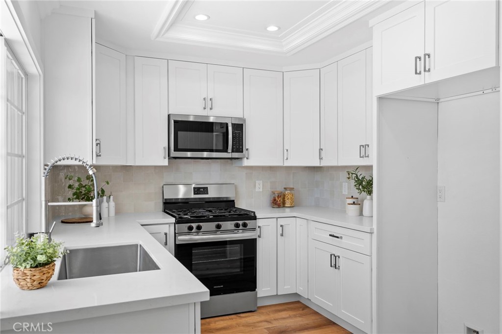 13341 Newland Street