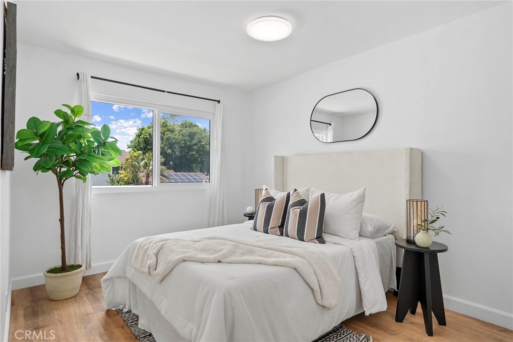 13341 Newland Street