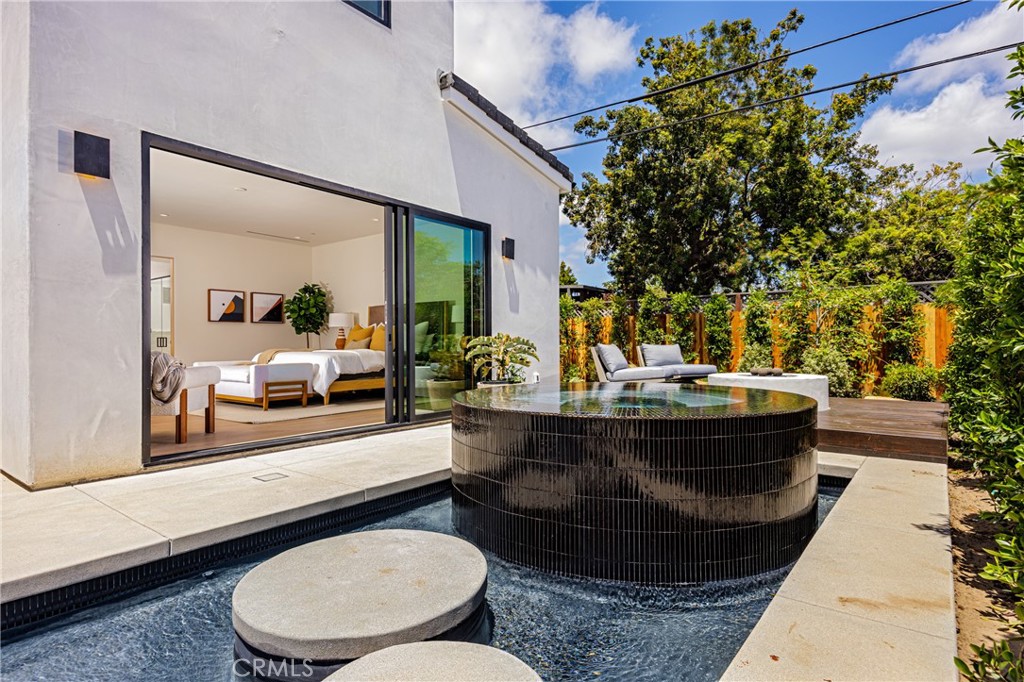 482 Costa Mesa Street