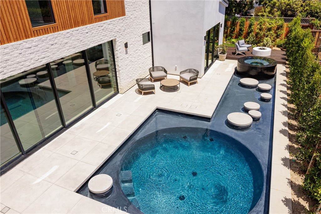 482 Costa Mesa Street