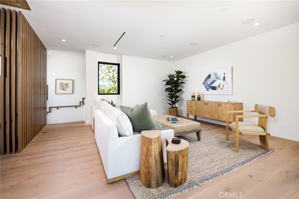 482 Costa Mesa Street
