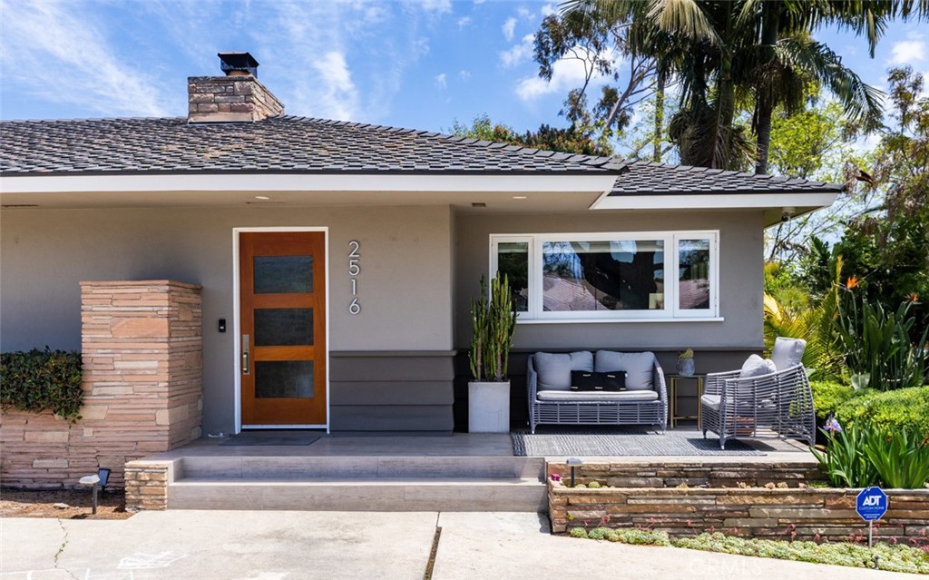 2516 Vista Baya
