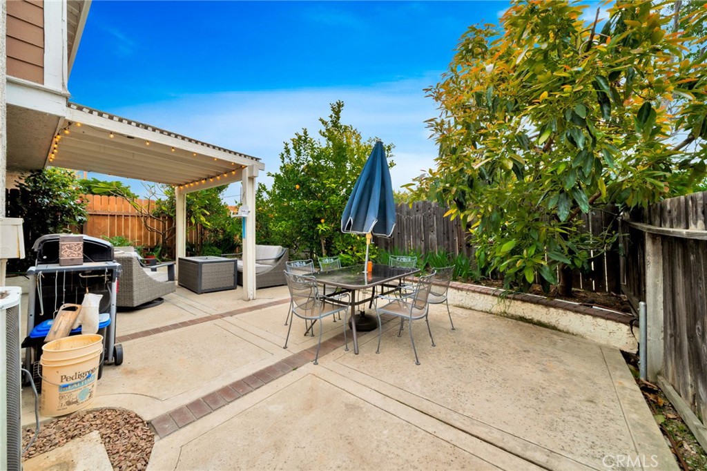 3736 Live Oak Drive