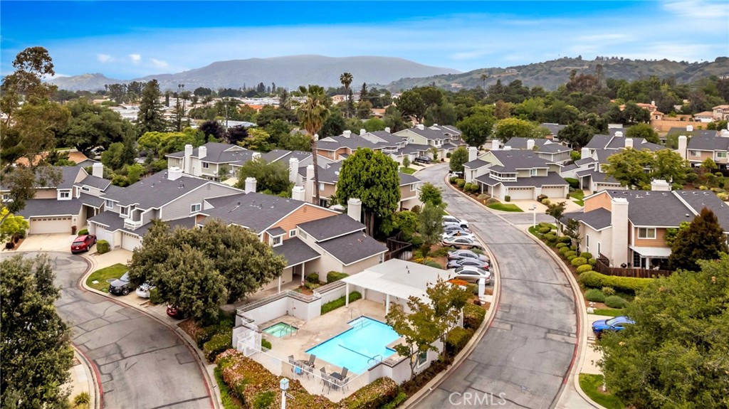 3736 Live Oak Drive