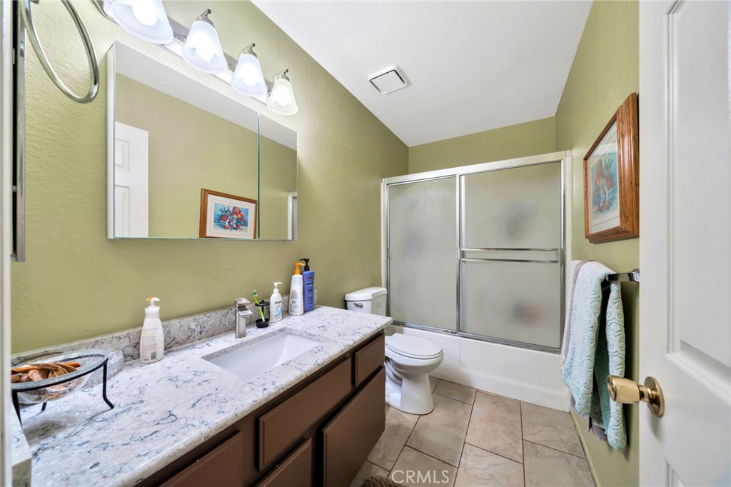 3736 Live Oak Drive