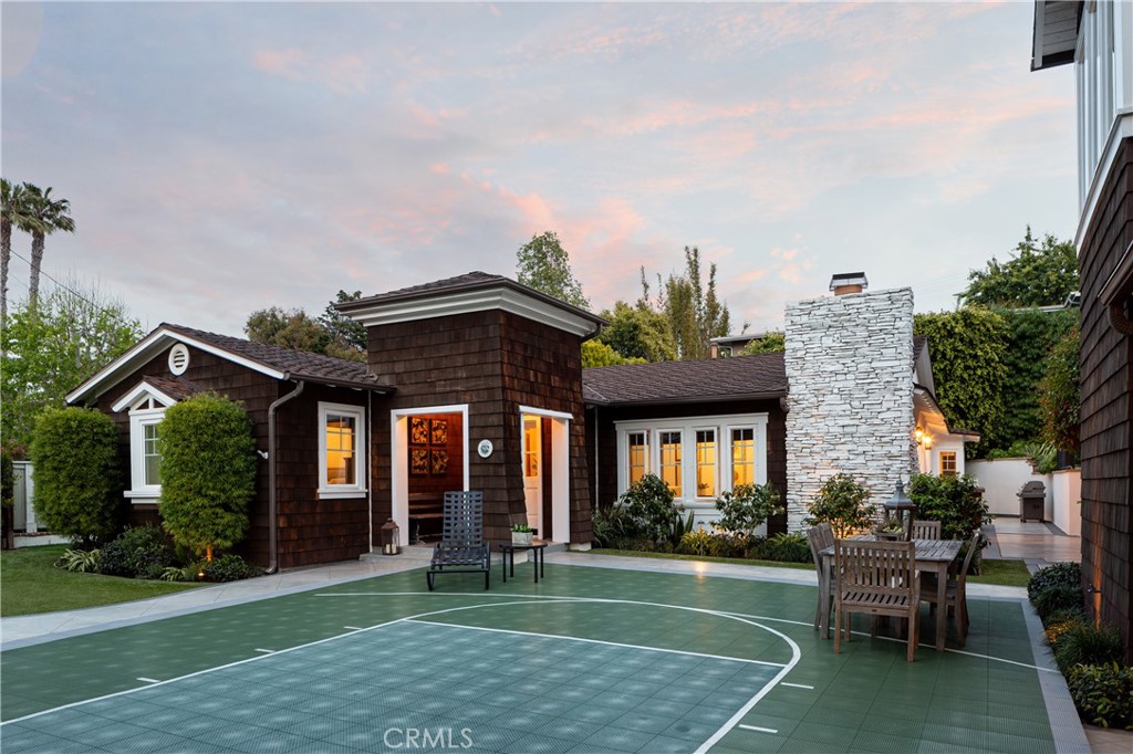400 Catalina Drive