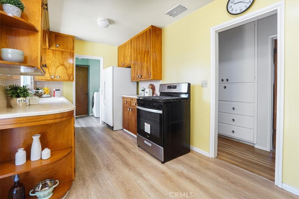 1214 Halladay Street