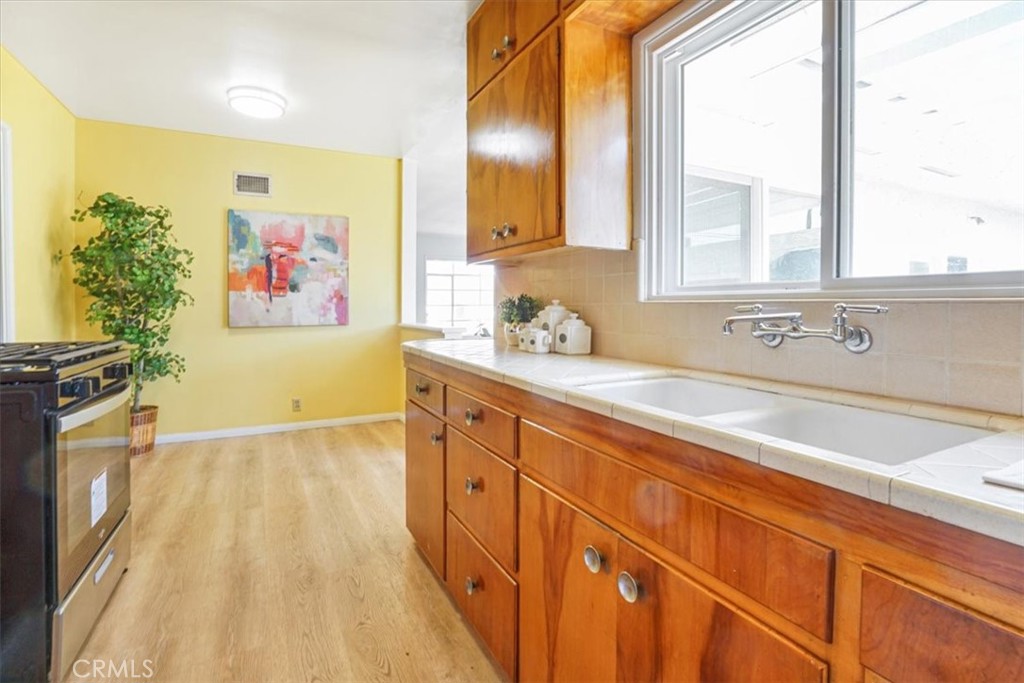 1214 Halladay Street