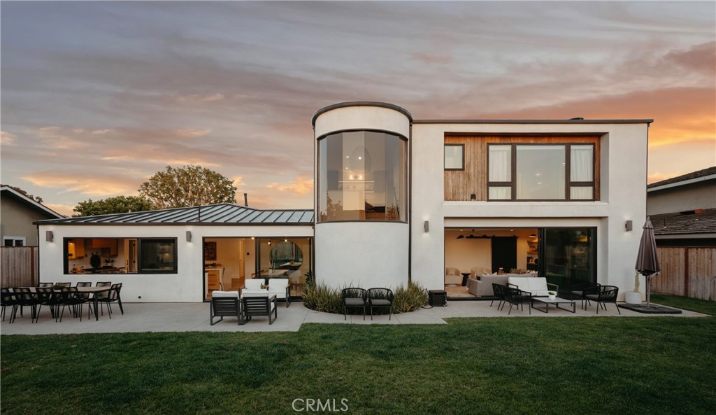 1235 Santiago Drive
