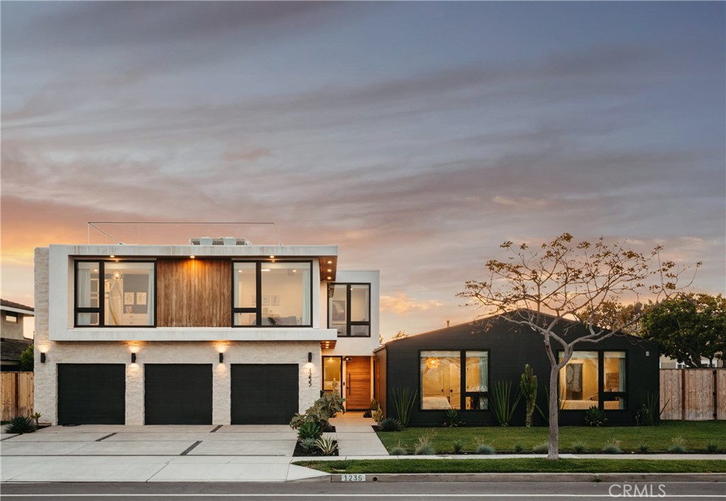 1235 Santiago Drive