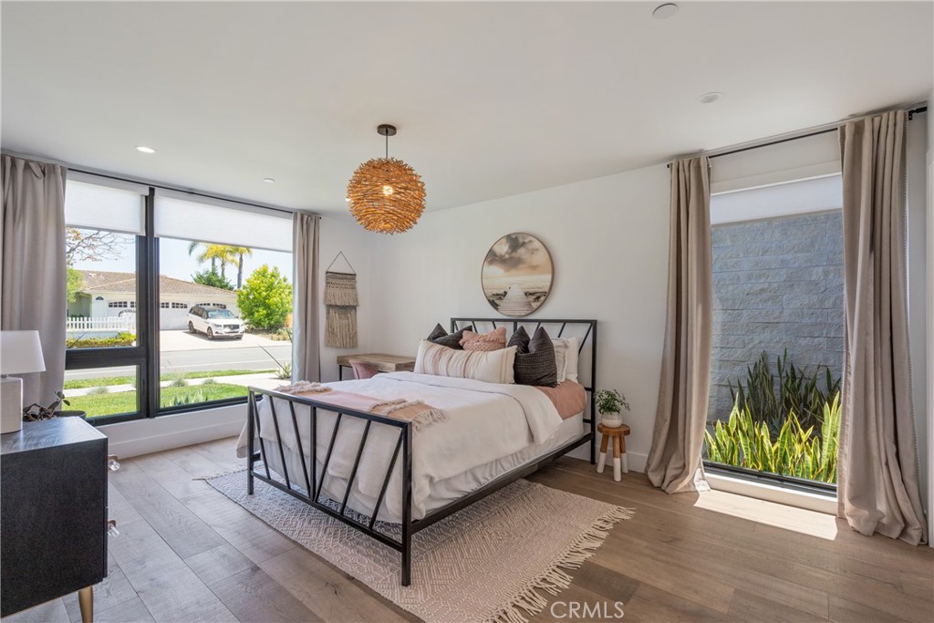 1235 Santiago Drive