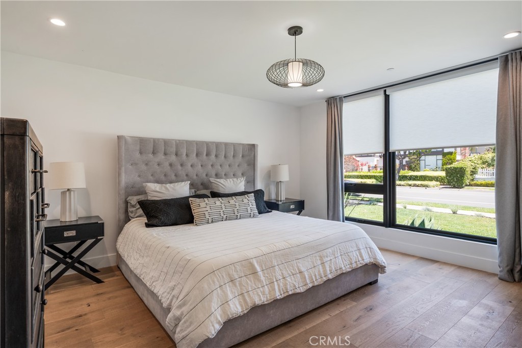 1235 Santiago Drive