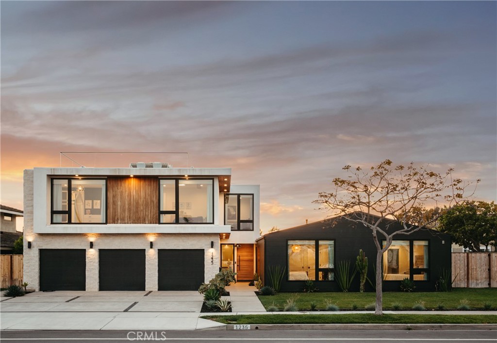 1235 Santiago Drive