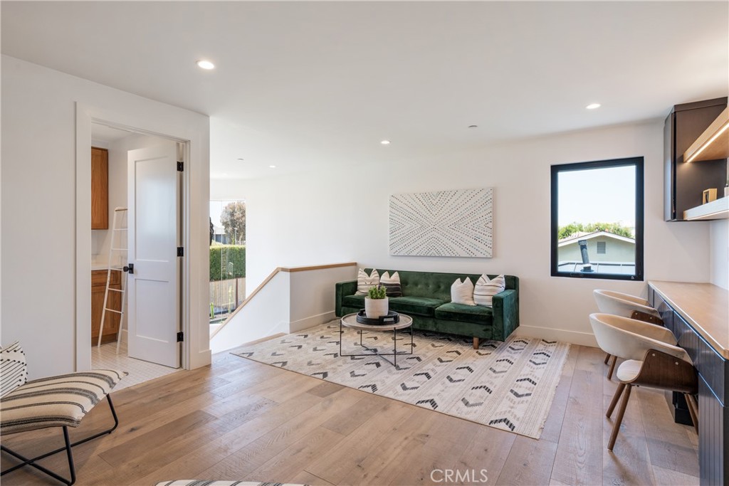 1235 Santiago Drive