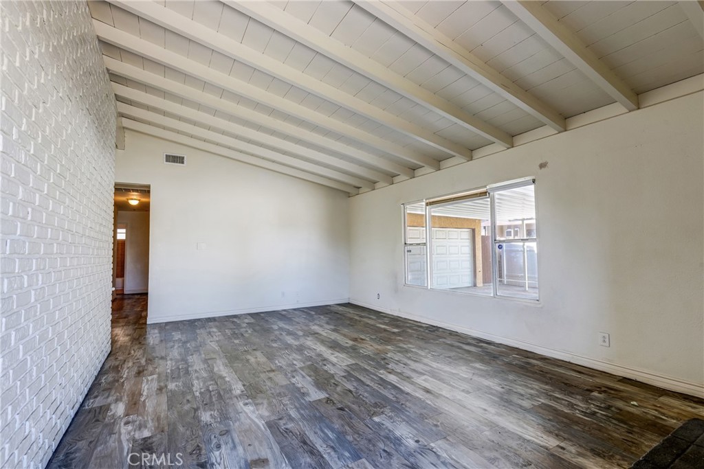 25189 Gentian Avenue