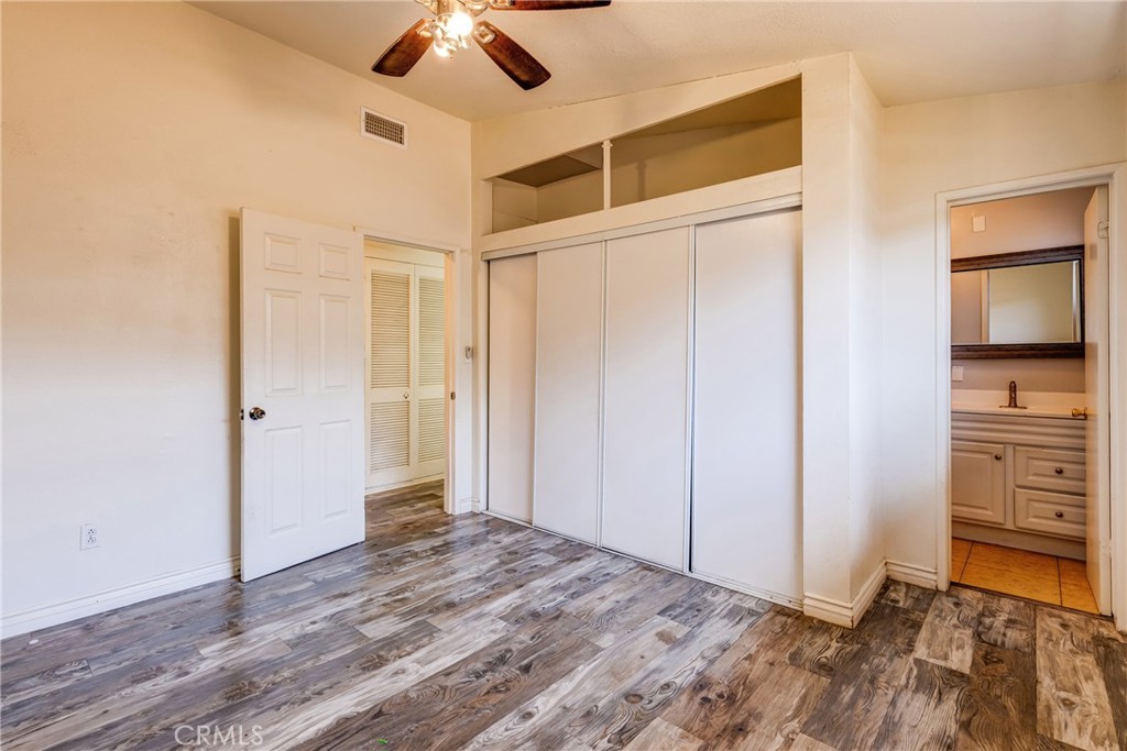 25189 Gentian Avenue