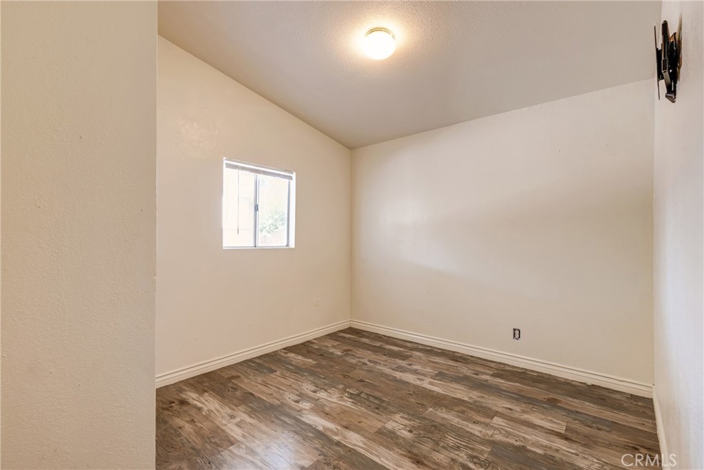 25189 Gentian Avenue