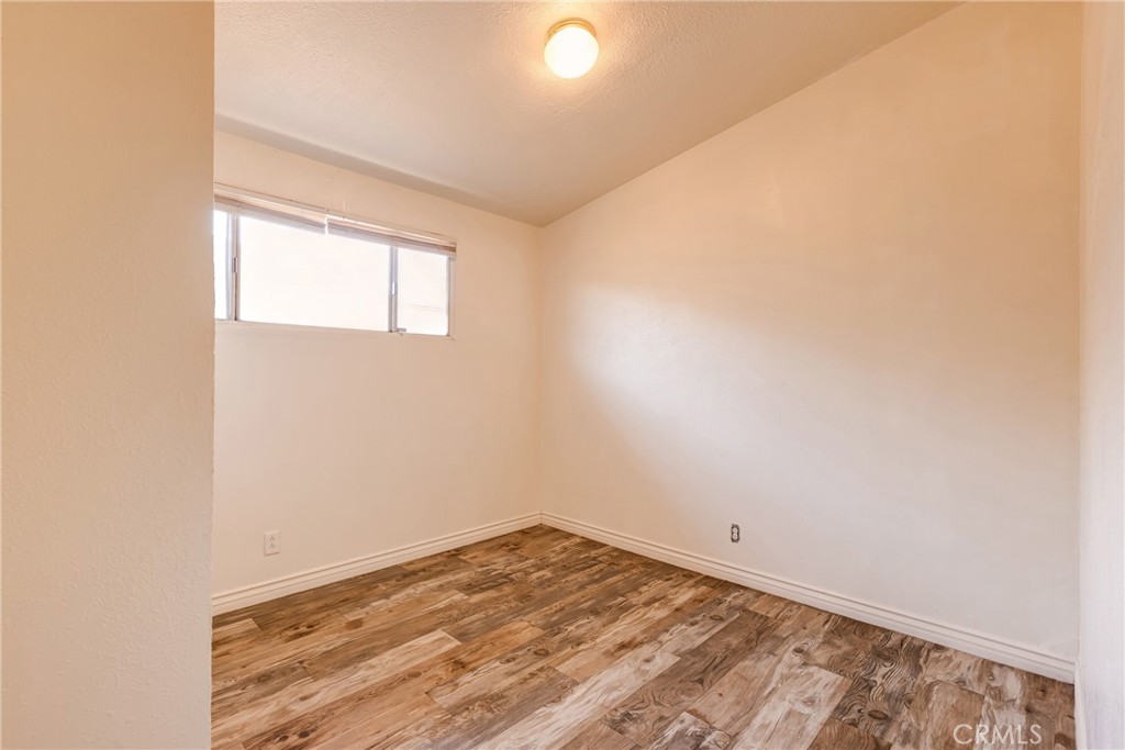 25189 Gentian Avenue