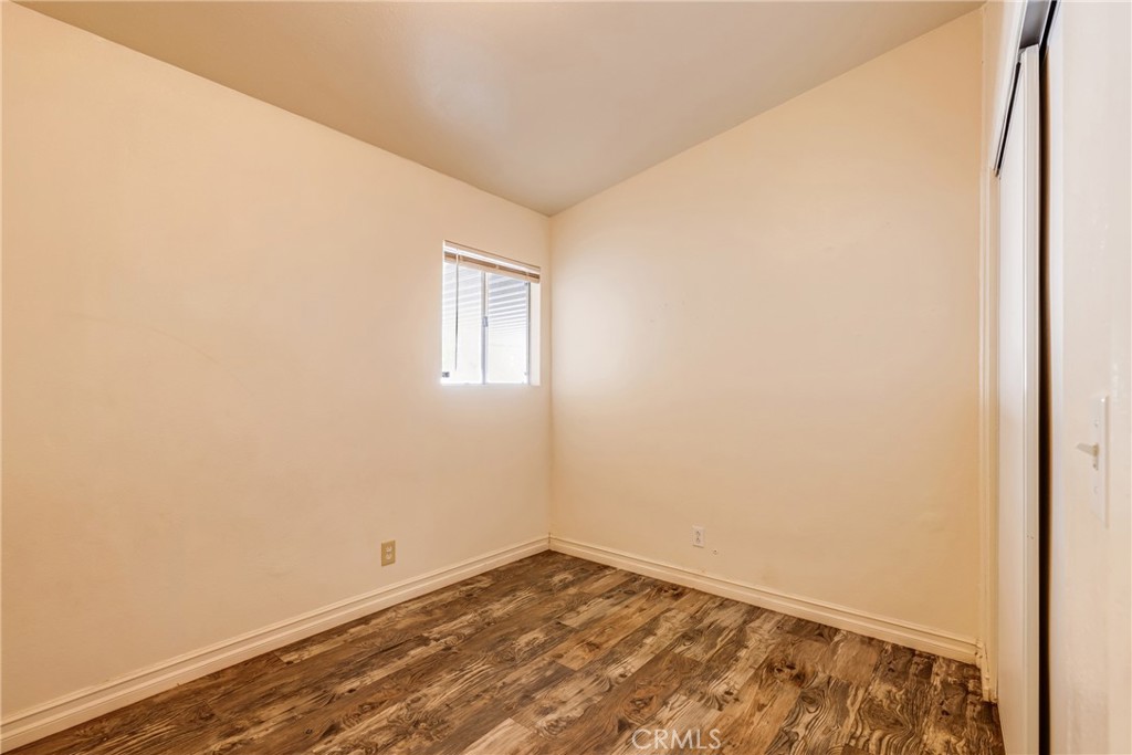 25189 Gentian Avenue