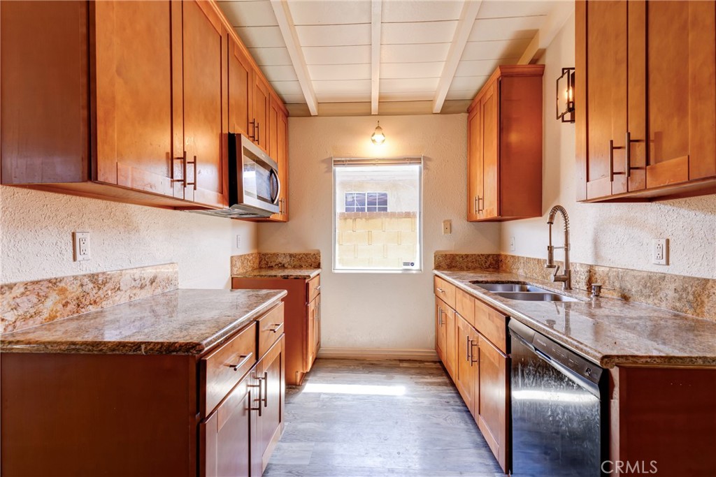 25189 Gentian Avenue