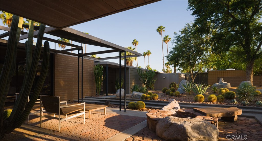 1950 E Desert Palms Drive