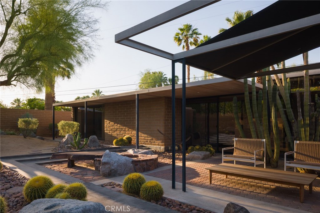 1950 E Desert Palms Drive