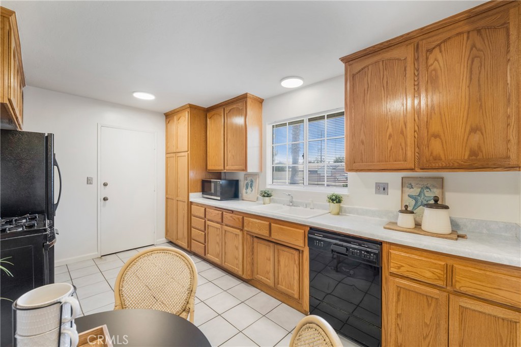 1211 S Fremont Street